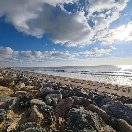 Cosy 4 Pers, Proche Et Commerces, Balcon, Parking Prive - - Fr-1-224c-149 Apartment *